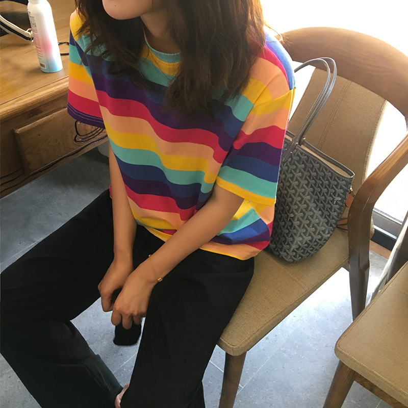 A7seven條條紋彩虹T恤女短袖夏季圓領韓版顯瘦休閑百搭學生體恤衫