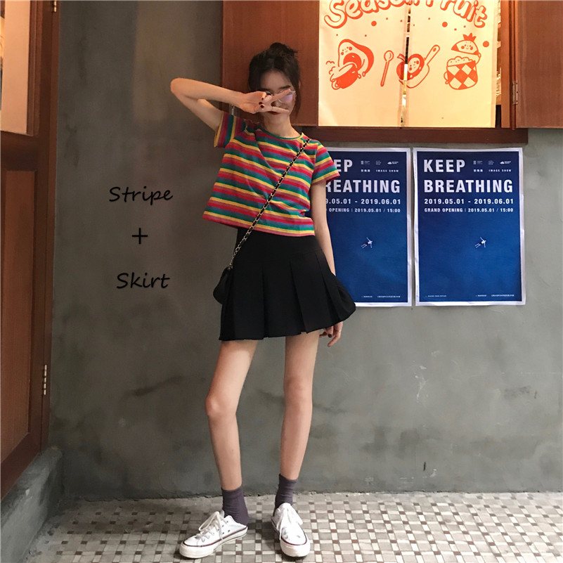 ffcheer 泫雅風彩虹條紋短款T恤+韓版黑色百褶裙港味少女兩件套裝